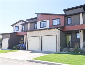 3, 478 Highlands Boulevard W