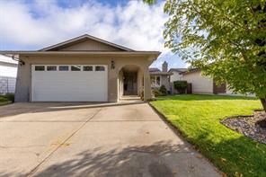 10 Seneca Place W