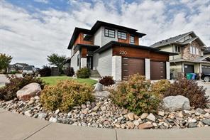 220 Canyon Estates Way W