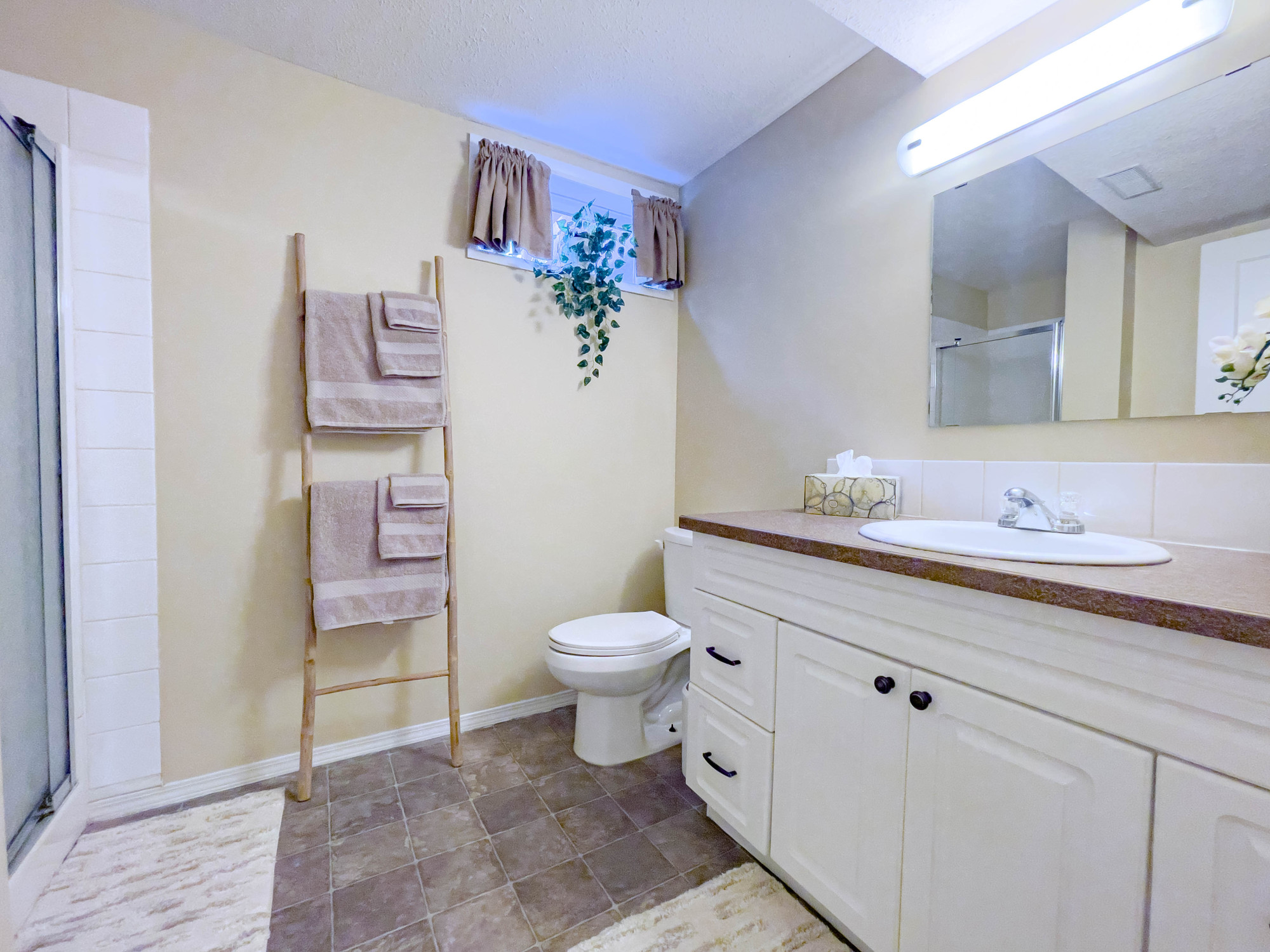 3pc Bathroom Key Image