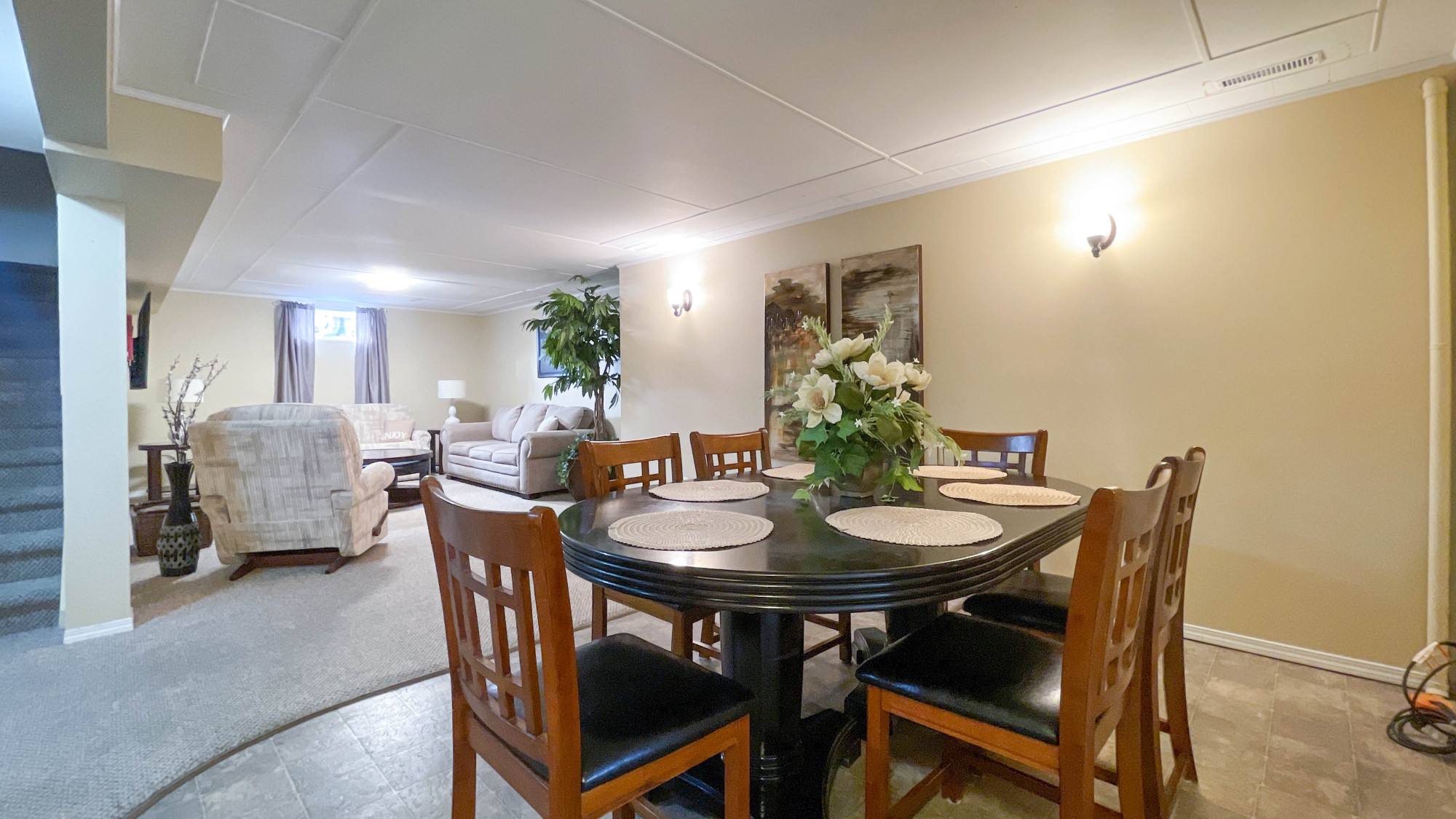 Dining Room Key Image