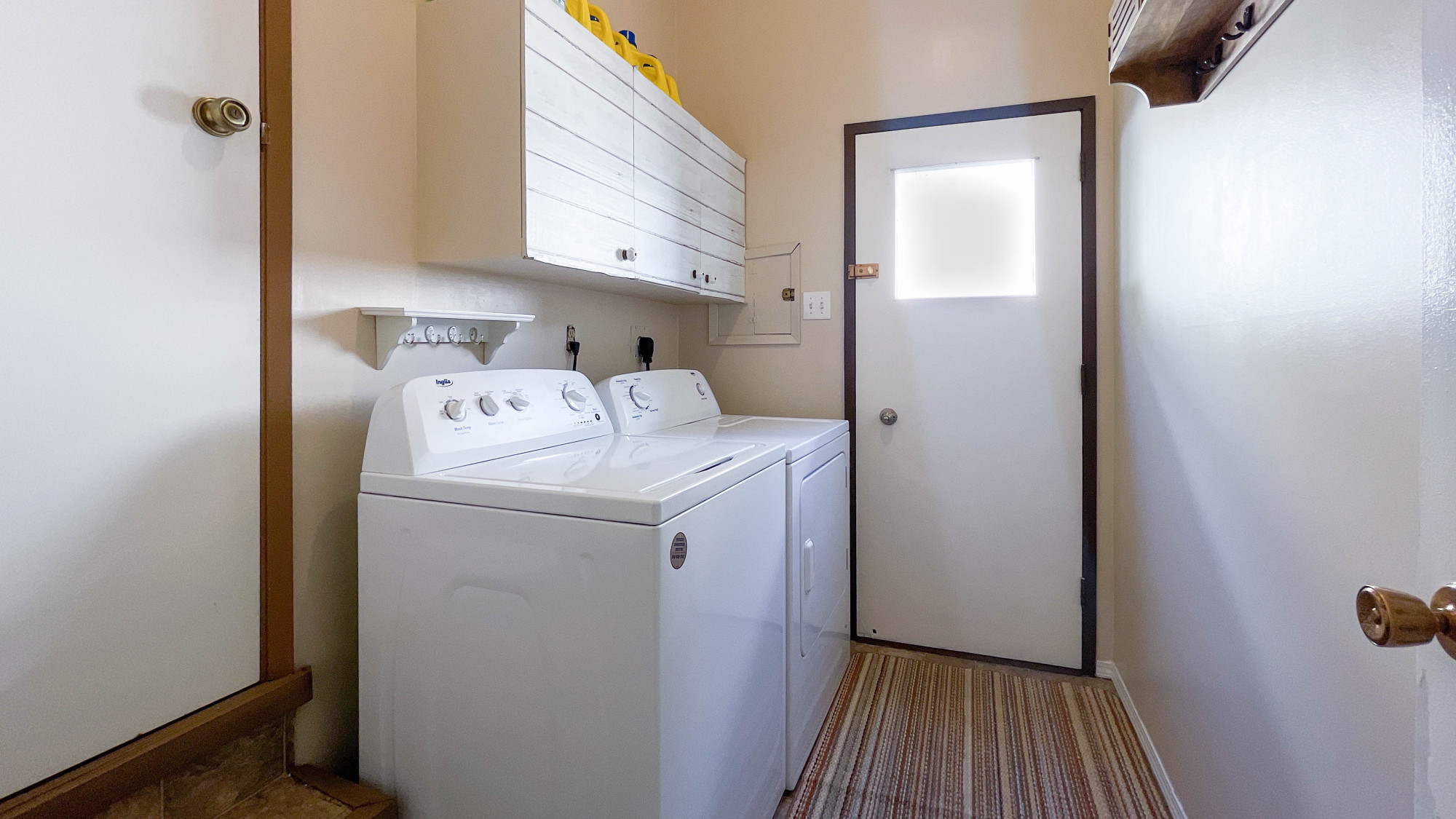 Shared Laundry Key Image