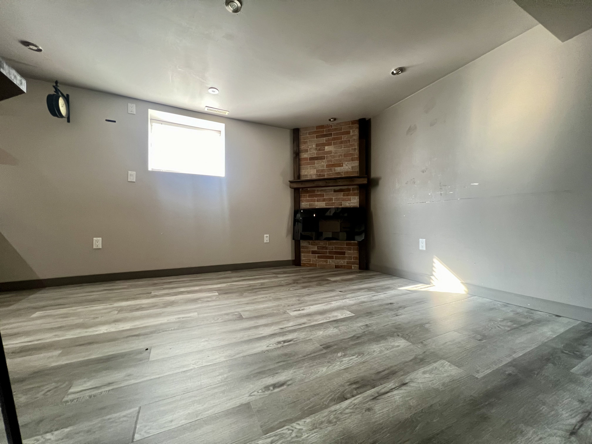 Living Room Key Image