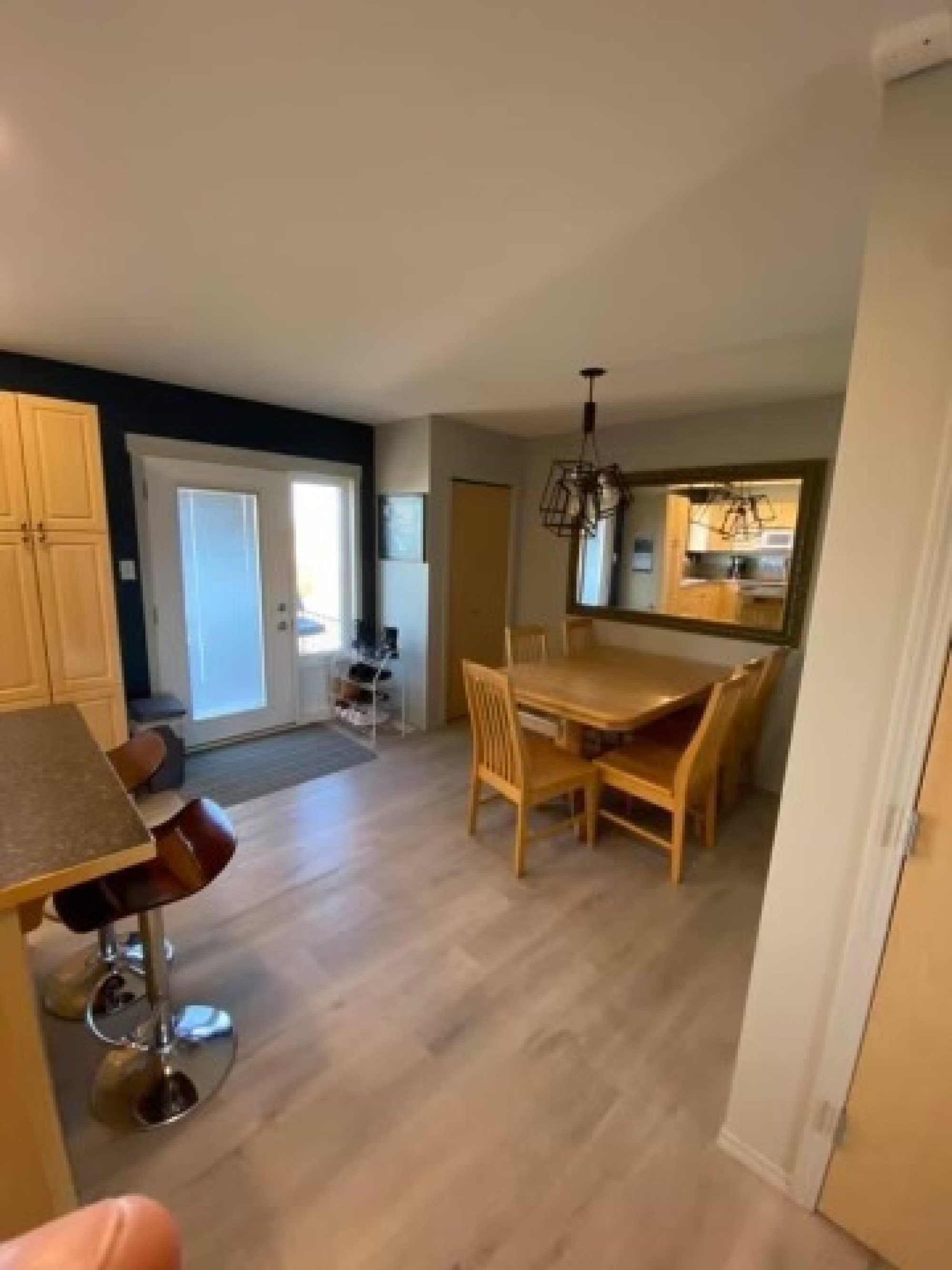 Dining Room Key Image