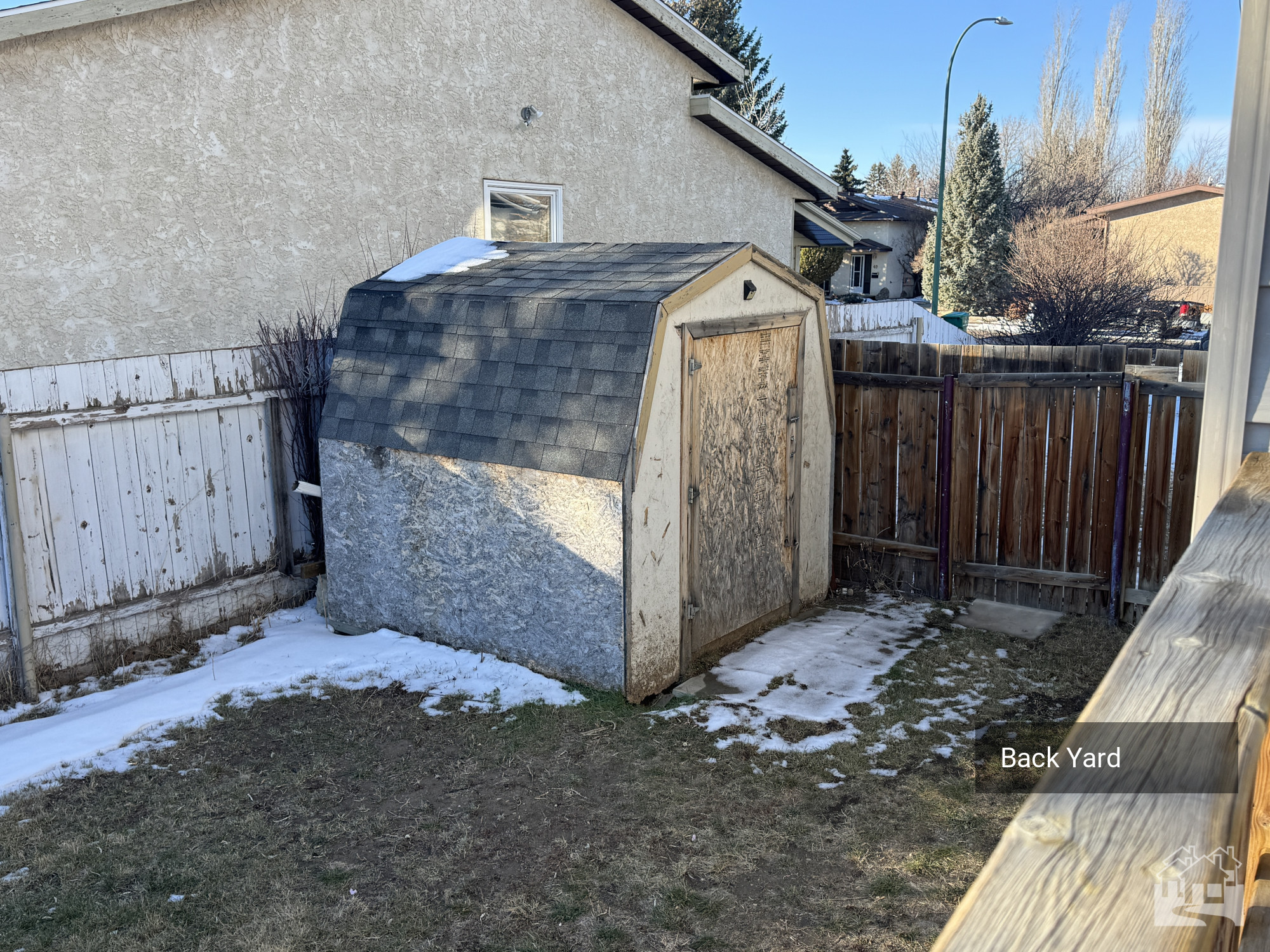 Back Yard Key Image