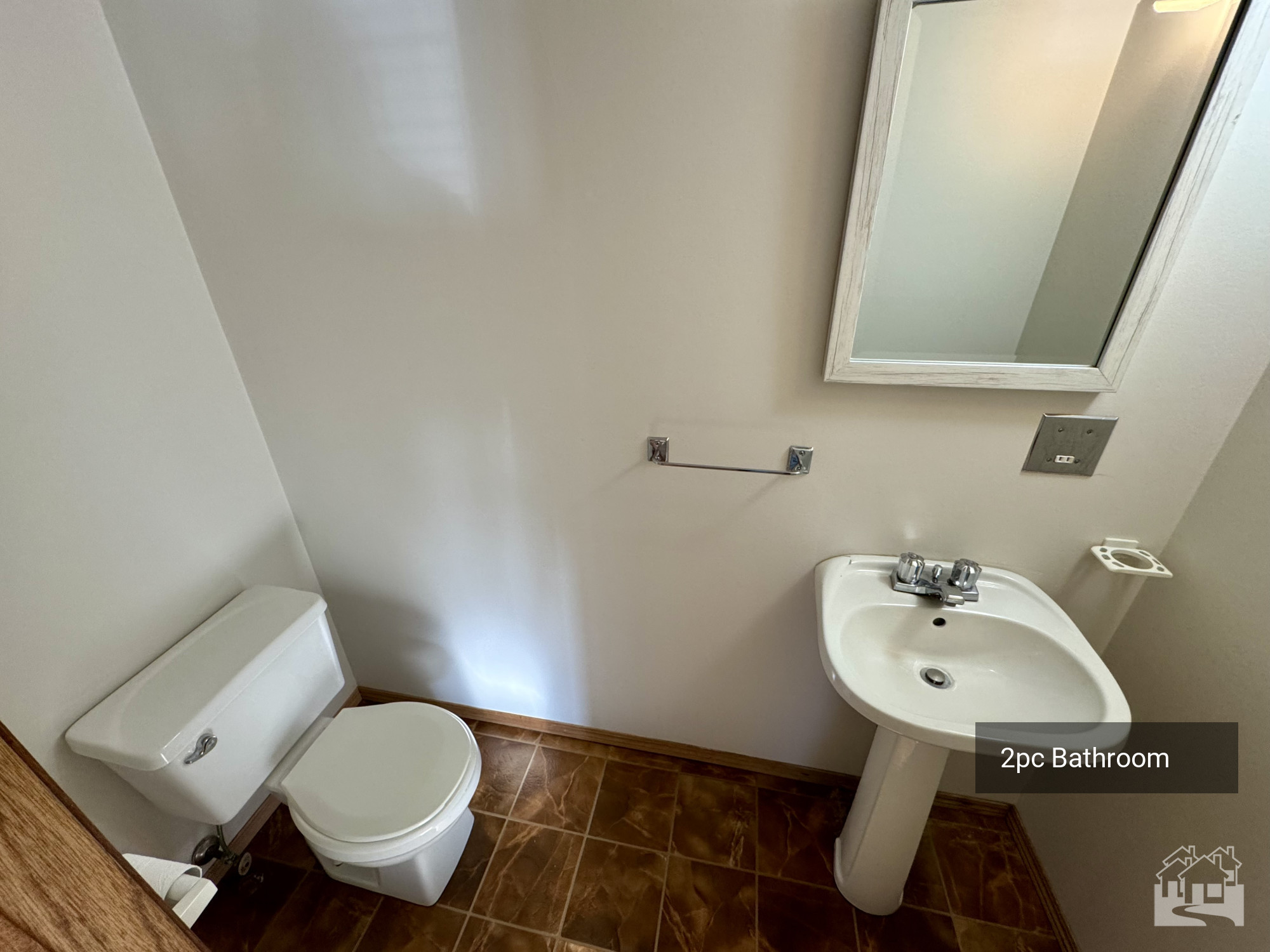 2pc Bathroom Key Image