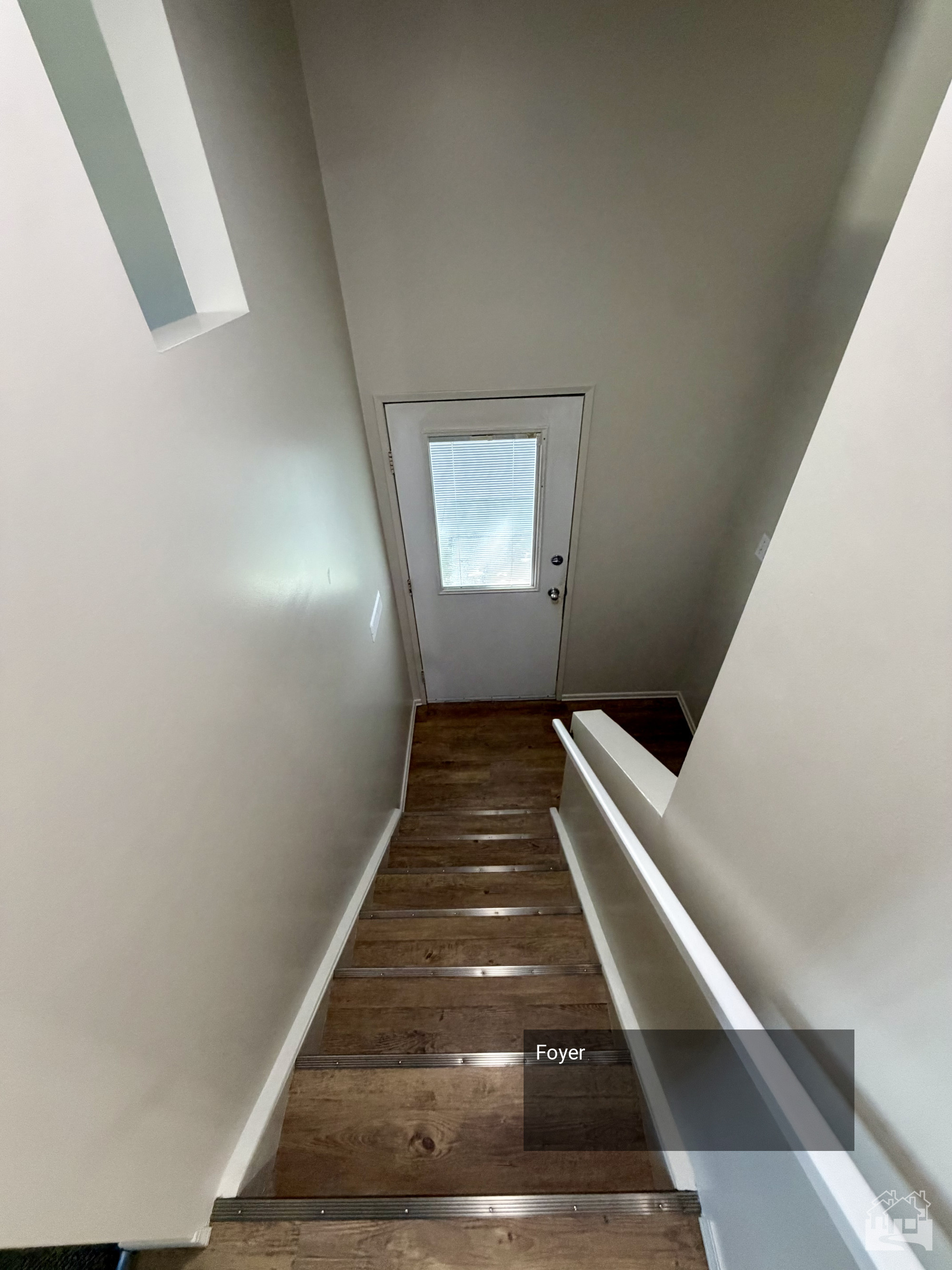Foyer Key Image