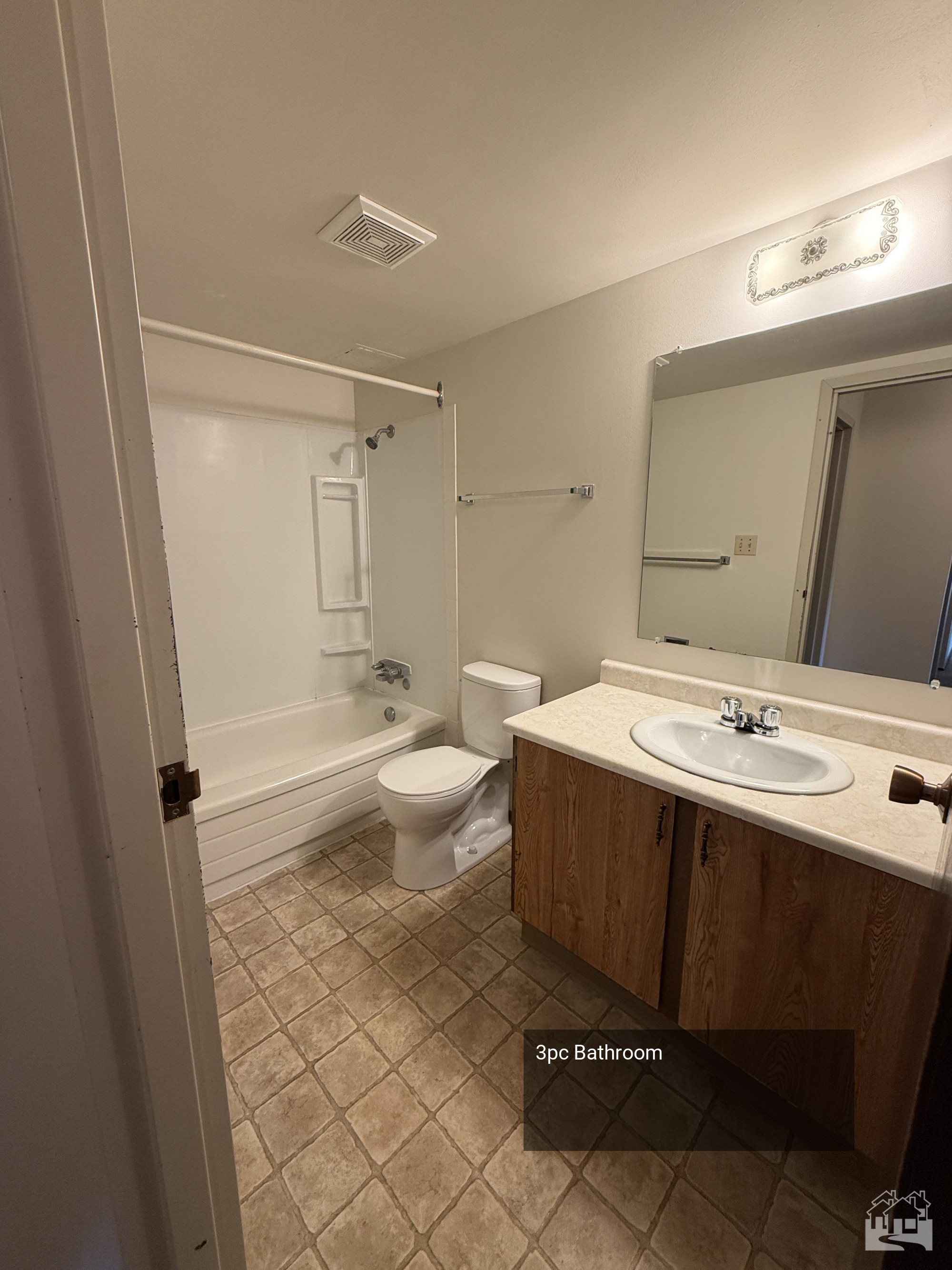 4pc Bathroom Key Image