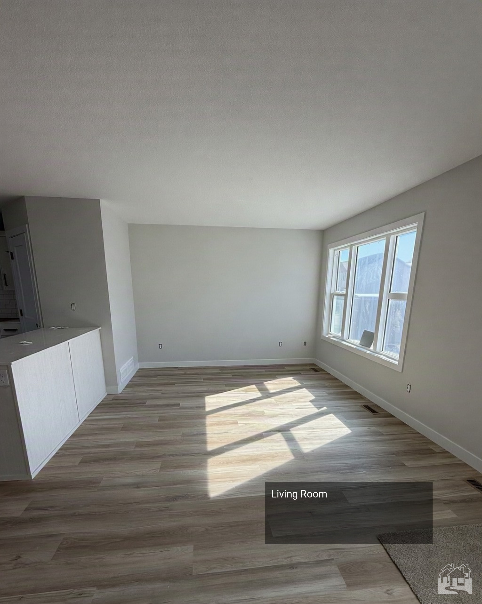 Living Room Key Image