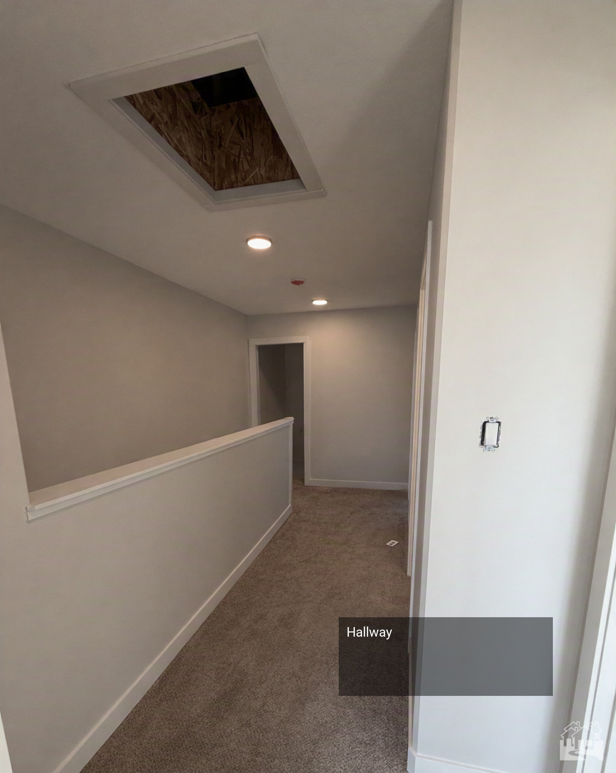 Hallway Key Image