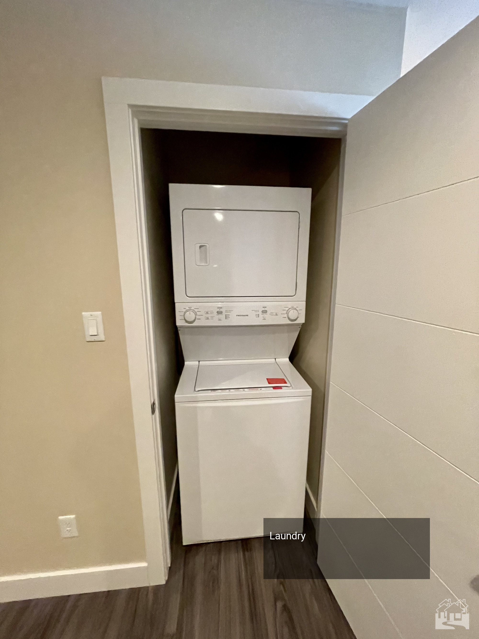 Laundry Key Image