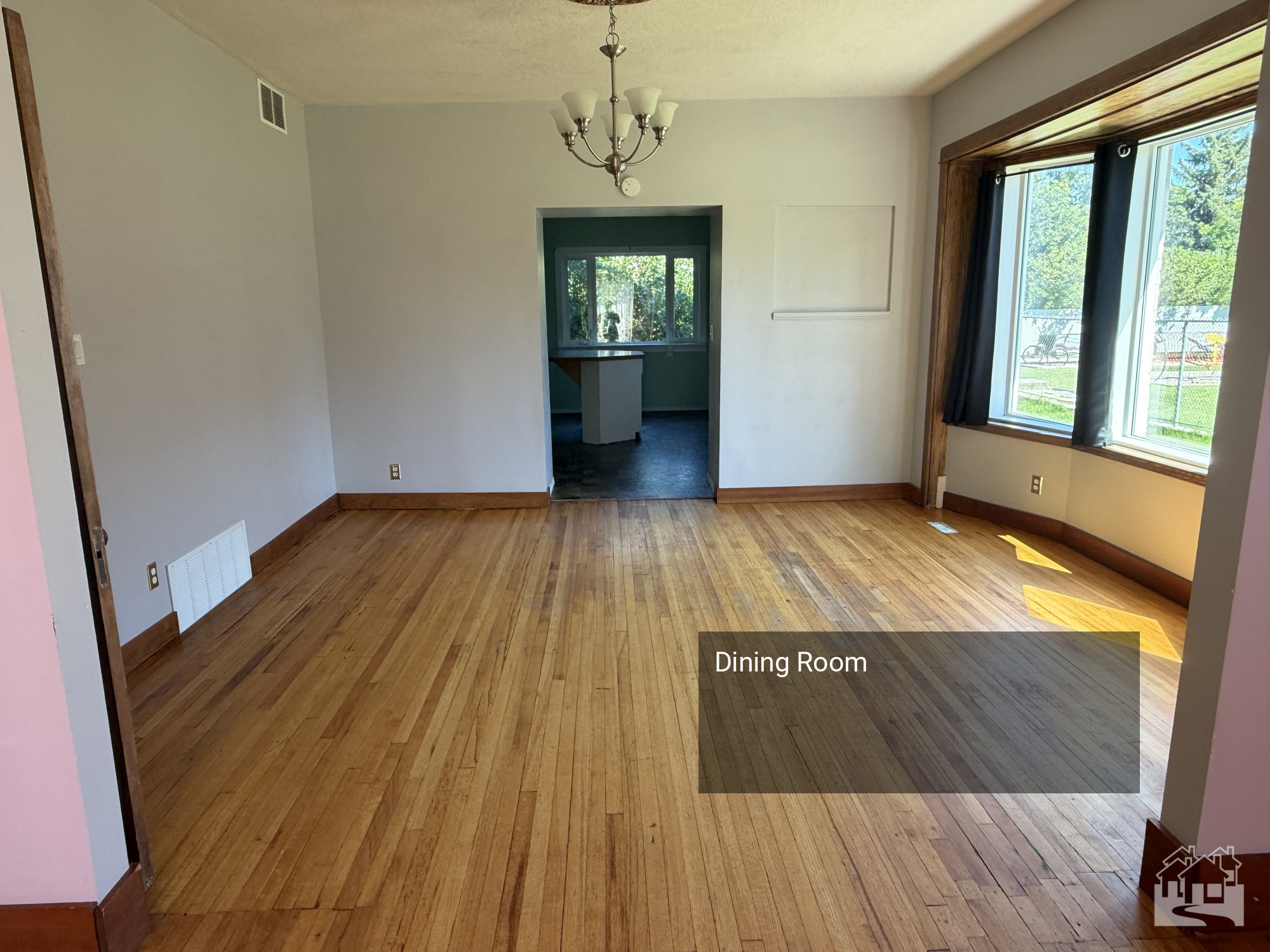 Dining Room Key Image
