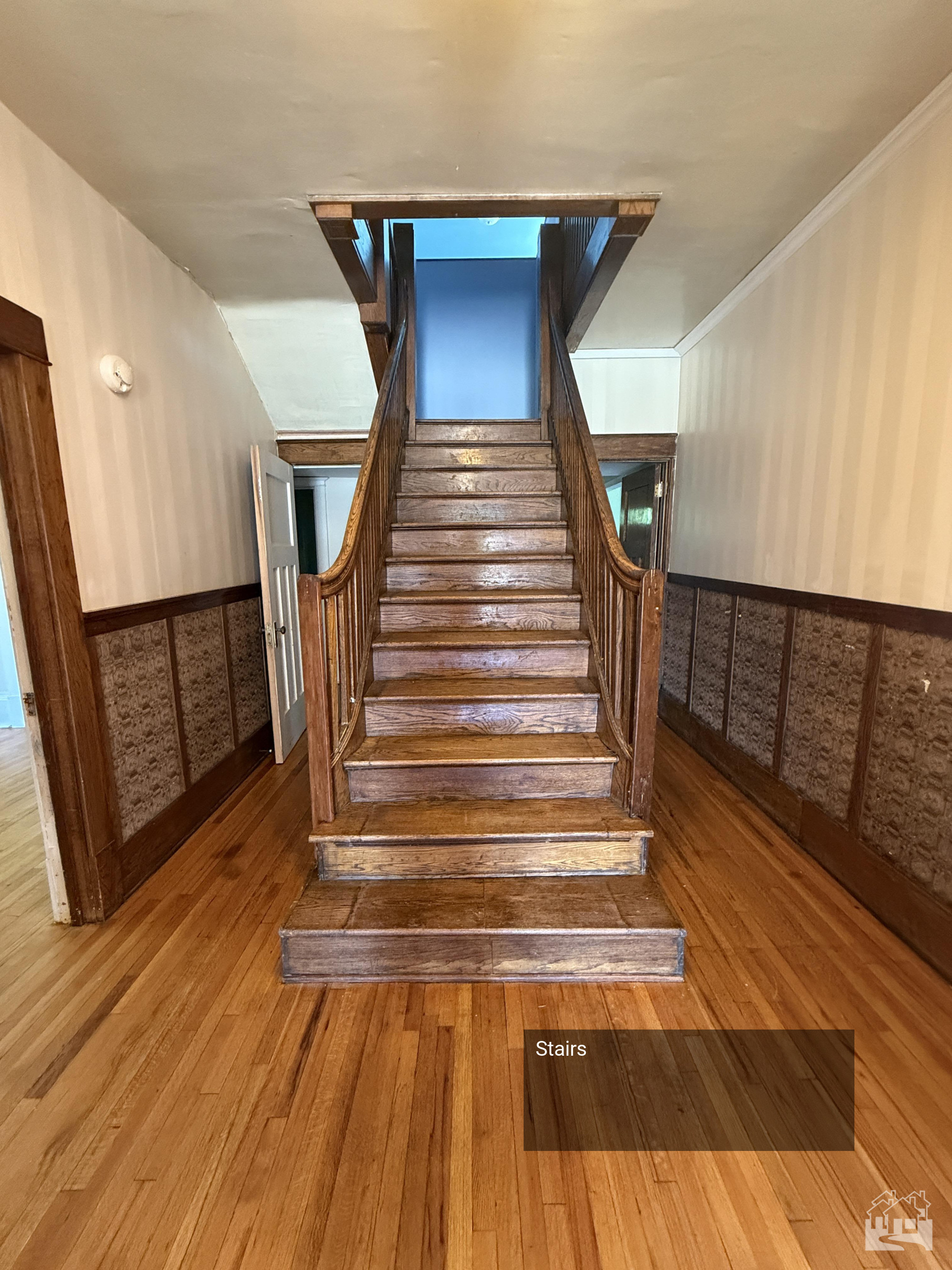 Stairs Key Image