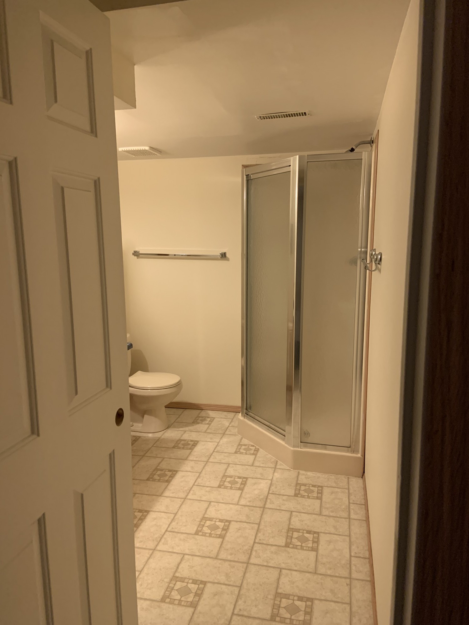 3pc Bathroom Key Image